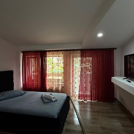 Pensiunea El Plazza Băile Herculane Dış mekan fotoğraf