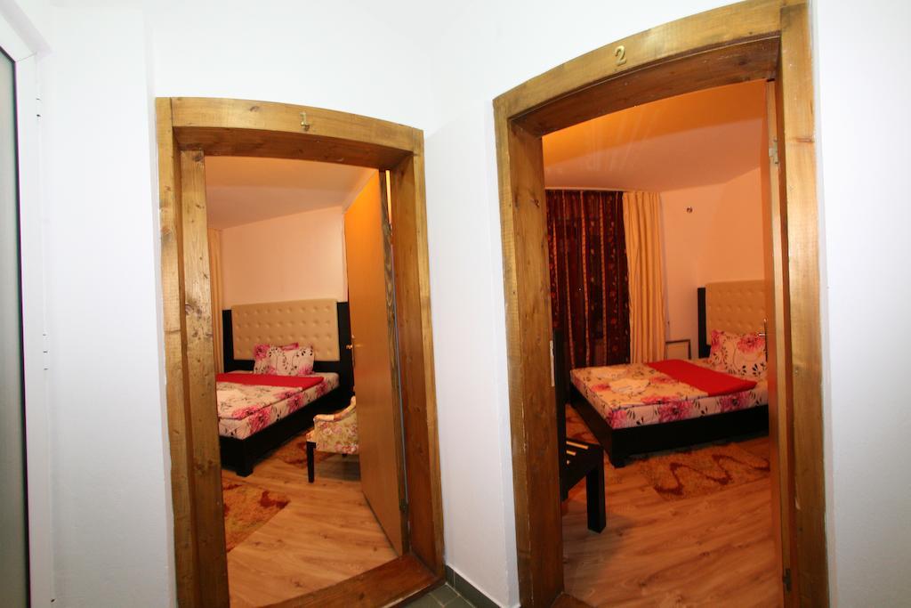 Pensiunea El Plazza Băile Herculane Dış mekan fotoğraf